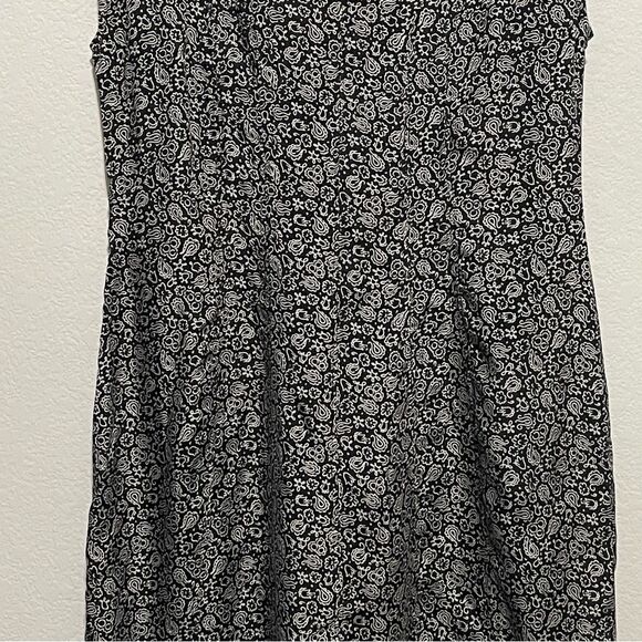 Madewell Cap-Sleeve V-Neck Midi Dress in Floral Cupro-Blend Size 8 in True Black - Picture 10 of 13